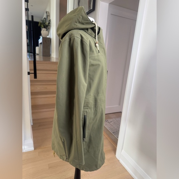 Patagonia Olive Green Waterproof Parka Jacket Size L - Picture 3 of 12